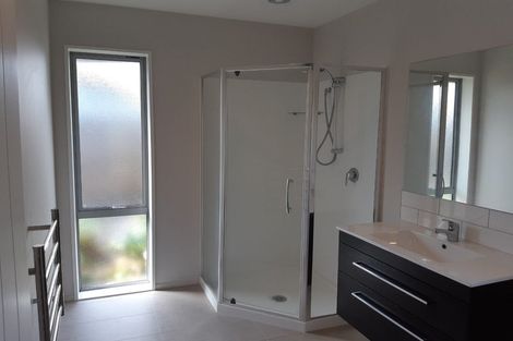 Photo of property in 3 Bradwell Crescent, Halswell, Christchurch, 8025