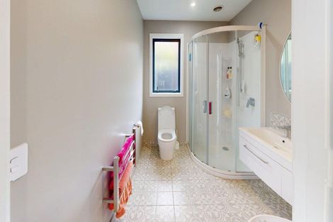 Photo of property in 12 Grange Place, Milson, Palmerston North, 4414