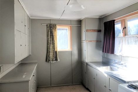Photo of property in 2 Akatea Street, Gonville, Whanganui, 4501