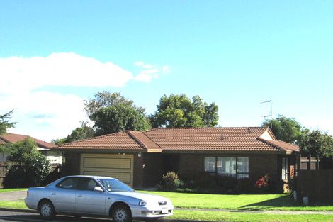 Photo of property in 98 Hutchinsons Road, Bucklands Beach, Auckland, 2014
