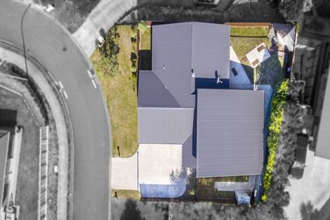 Photo of property in 4 Ronald Scott Grove, Riverstone Terraces, Upper Hutt, 5018