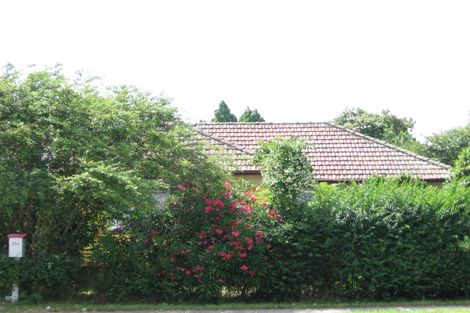 Photo of property in 35 Avondale Road, Avondale, Auckland, 1026