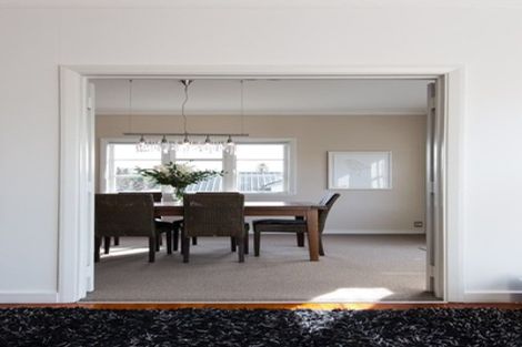 Photo of property in 6 Apihai Street, Orakei, Auckland, 1071