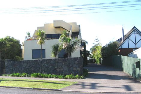 Photo of property in 2/63 Killarney Avenue, Torbay, Auckland, 0630