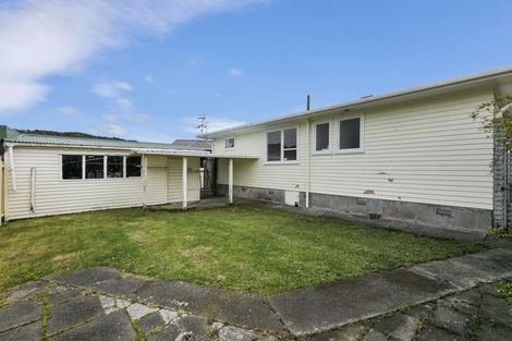 Photo of property in 10 Mimihau Grove, Wainuiomata, Lower Hutt, 5014
