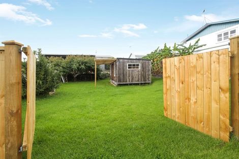 Photo of property in 17a Keven Road, Clarks Beach, Pukekohe, 2679
