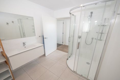 Photo of property in 5 Eagles Way, Cable Bay, 0420