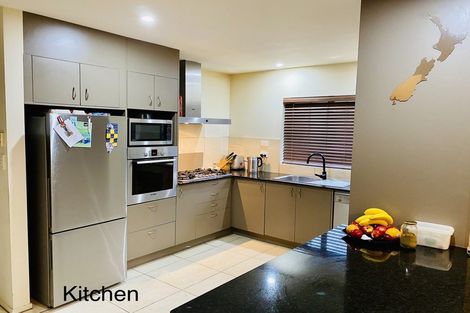 Photo of property in 11 Heidi Crescent, Flat Bush, Auckland, 2016