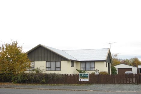 Photo of property in 76 Ajax Street, Milton, 9220