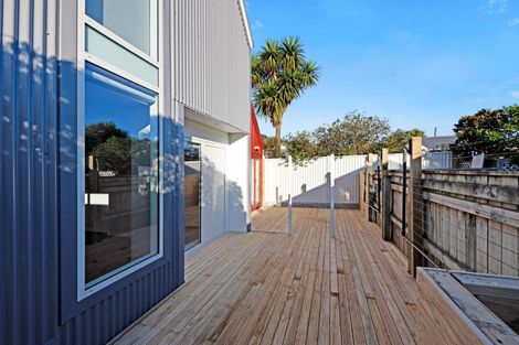 Photo of property in 90 Owen Street, Newtown, Wellington, 6021