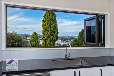 Photo of property in 13 Barclay Place, Te Kamo, Whangarei, 0112
