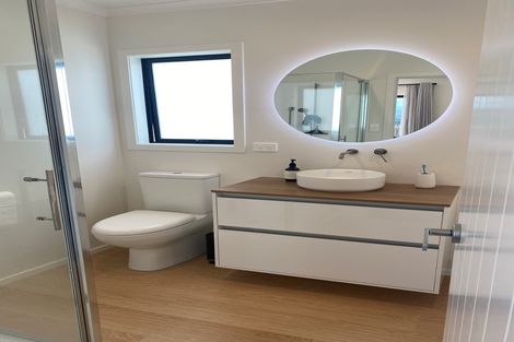 Photo of property in 33 Omahina Street, Raglan, 3225