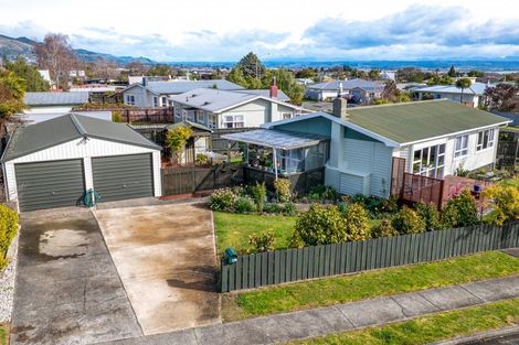 Photo of property in 2 Shelley Crescent, Stoke, Nelson, 7011