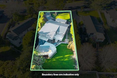 Photo of property in 15 Nor'east Drive, Northcross, Auckland, 0632