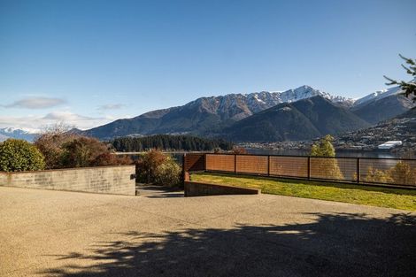 Photo of property in 594 Peninsula Road, Kelvin Heights, Queenstown, 9300