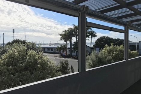 Photo of property in 11m Clearwater Cove, West Harbour, Auckland, 0618