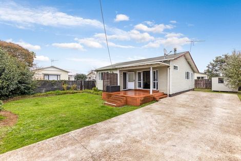 Photo of property in 1/17 Smiths Avenue, Papakura, 2110