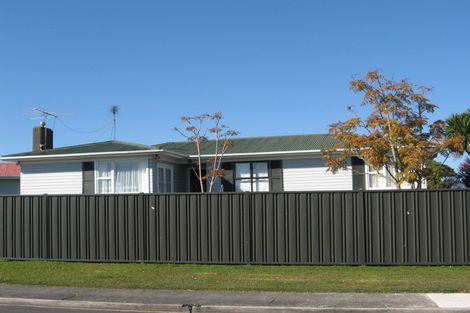 Photo of property in 26 President Avenue, Papakura, 2110