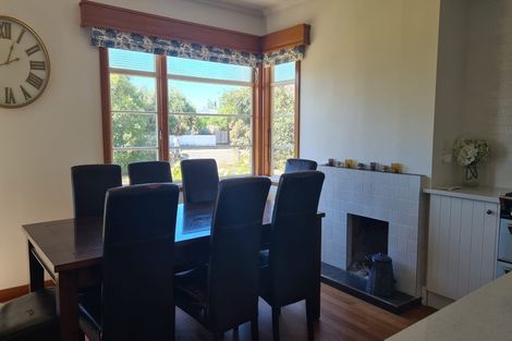 Photo of property in 13 Cambridge Road, Martinborough, 5711