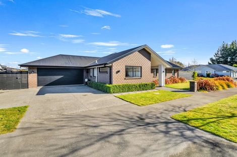 Photo of property in 10 Kohunga Crescent, Bottle Lake, Christchurch, 8083