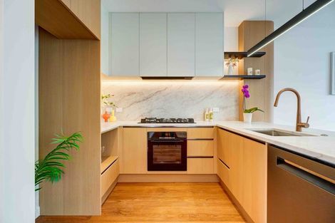 Photo of property in 4/7 Alma Road, Milford, Auckland, 0620