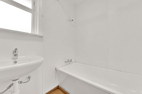 Photo of property in 34 Dunarnan Street, Avonside, Christchurch, 8061