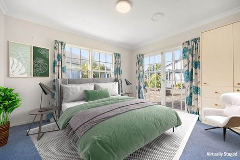 Photo of property in 18 Roysfield Lane, Sunnyhills, Auckland, 2010