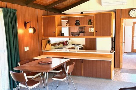 Photo of property in 16 Argyle Place, Arrowtown, 9302