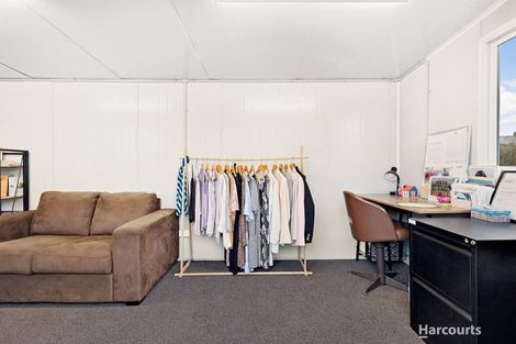 Photo of property in 1 Fernleigh Avenue, Waiuku, 2123