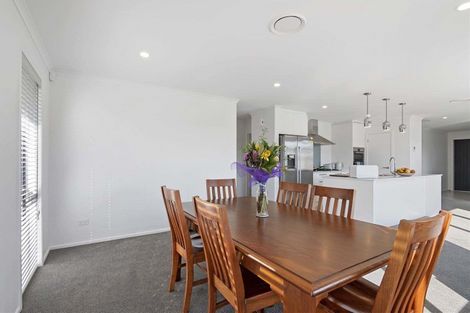 Photo of property in 3 Les Wakefield Road, Mapua, 7005