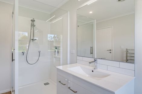 Photo of property in 283a Kimberley Road, Levin, 5571