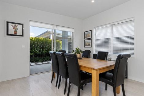 Photo of property in 39a Saint Pauls Drive, Brookfield, Tauranga, 3110