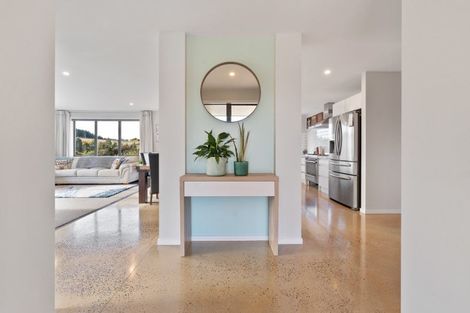 Photo of property in 32 Kayforce Road, Ocean View, Dunedin, 9035