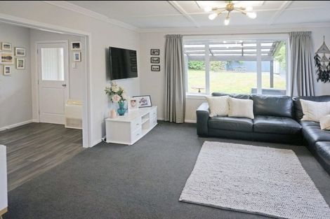 Photo of property in 12 Holloway Street, Waikiwi, Invercargill, 9810