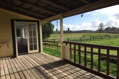 Photo of property in 975 Paerata Road, Paerata, Pukekohe, 2676
