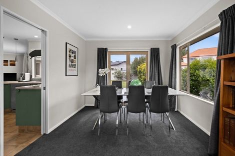 Photo of property in 28 Russell Robertson Drive, Havelock North, 4130