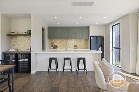 Photo of property in 22 Woolshed Road, Jacks Point, Queenstown, 9371