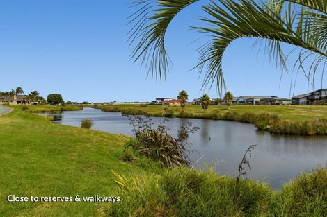 Photo of property in 42 Harding Drive, Papamoa Beach, Papamoa, 3118