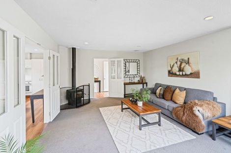 Photo of property in 22 Newnham Terrace, Upper Riccarton, Christchurch, 8041