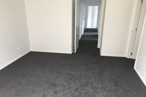 Photo of property in 18 Tabraham Crescent, Pyes Pa, Tauranga, 3112