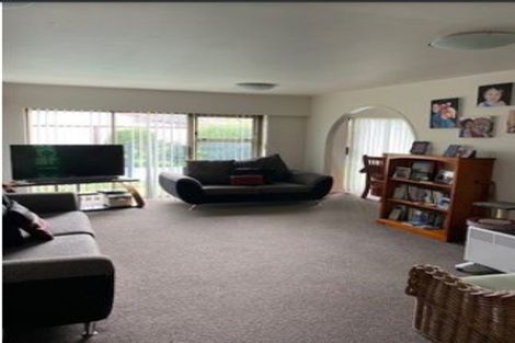 Photo of property in 21b Sunnypark Avenue, Rosehill, Papakura, 2113
