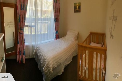 Photo of property in 124 Warren Crescent, Hillmorton, Christchurch, 8025