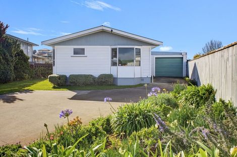 Photo of property in 205 Mangorei Road, Merrilands, New Plymouth, 4312