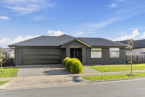 Photo of property in 32 Rotomanu Place, Pyes Pa, Tauranga, 3112