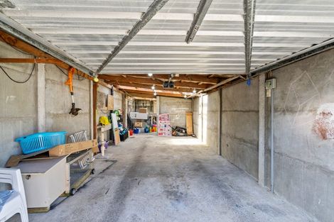 Photo of property in 220 Conyers Street, Strathern, Invercargill, 9812