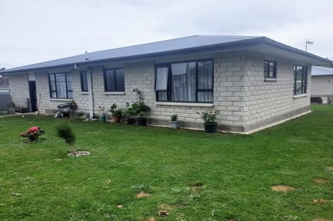 Photo of property in 72b Cole Street, Dannevirke, 4930