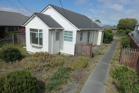 Photo of property in 28 Pine Avenue, New Brighton, Christchurch, 8061