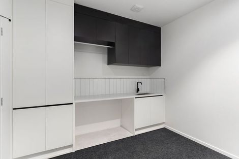 Photo of property in 33 Karaka Village Parade, Karaka, 2580