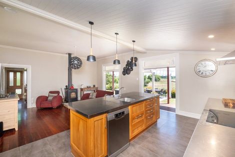 Photo of property in 3743 State Highway 50, Maraekakaho, Hastings, 4171