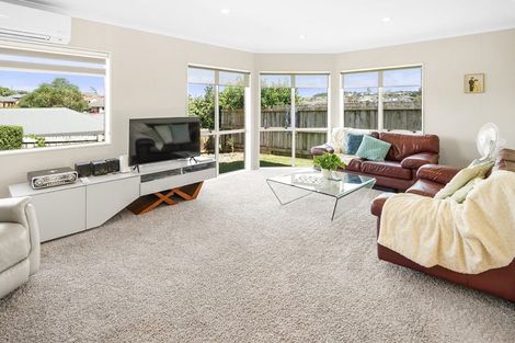 Photo of property in 36 Pointon Glade, Grandview Heights, Hamilton, 3200